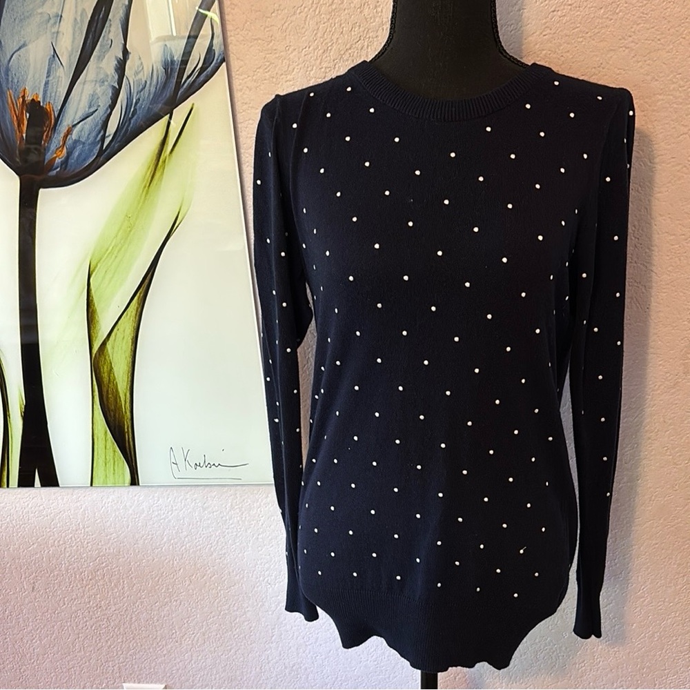 sweater size small